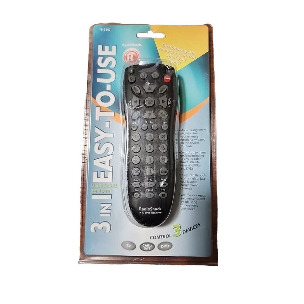 Radio Shack 3 in 1 Easy to Use Universal Remote Control New In Packaging